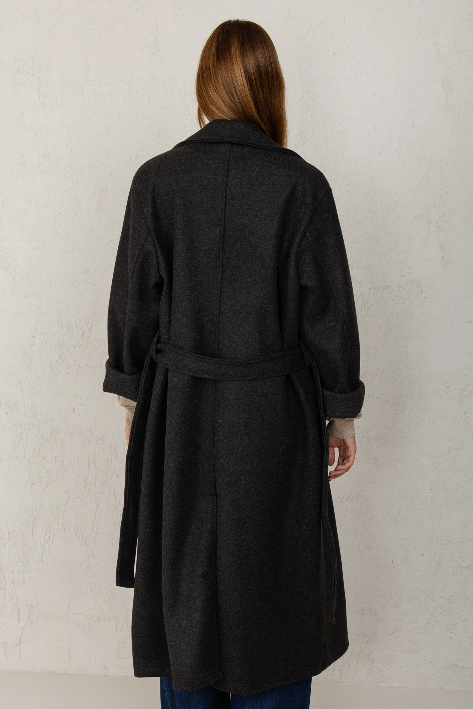 ABRIGO CAROLINA // NEGRO - Image 4