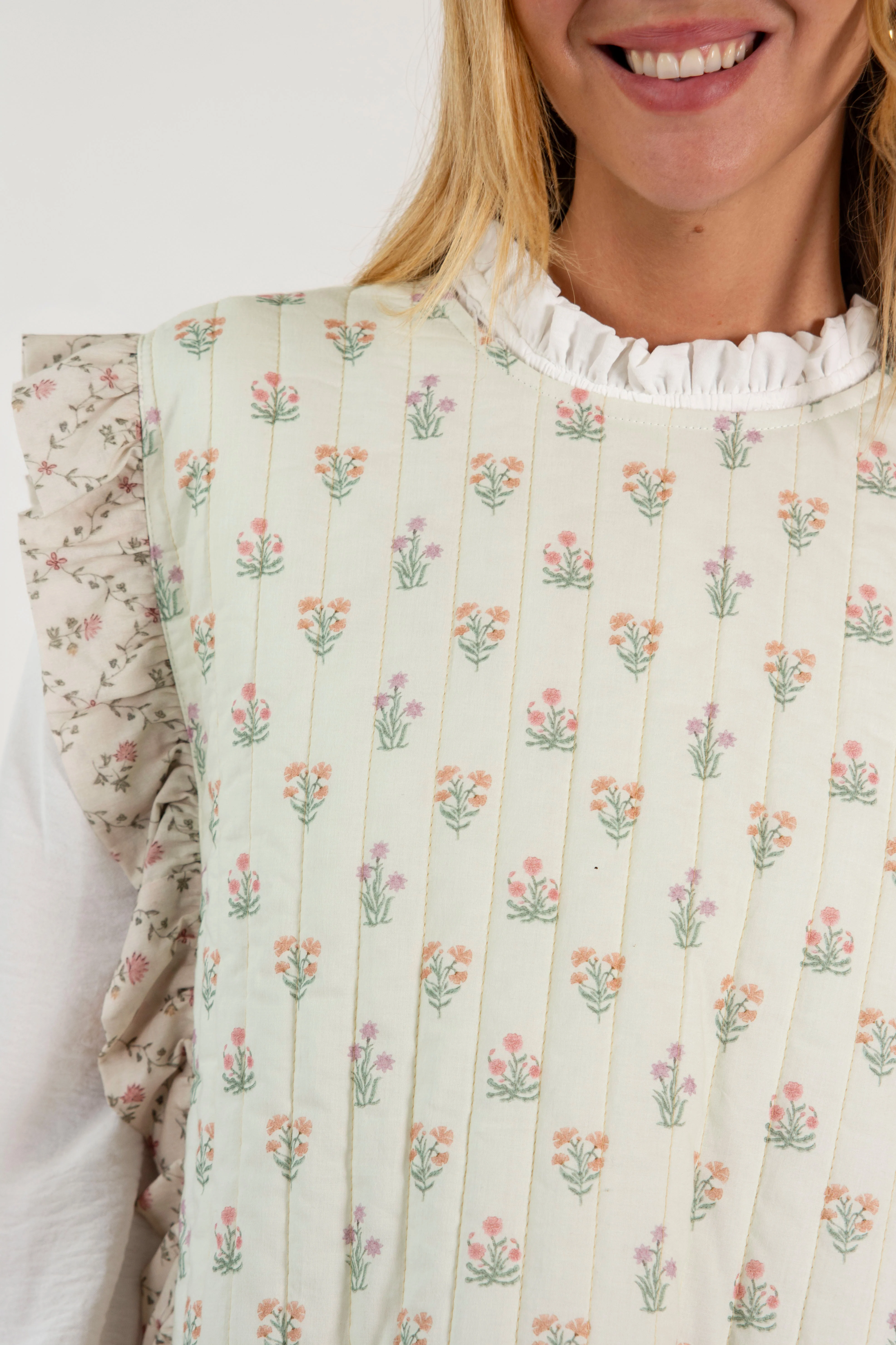 CHALECO ABRIL // FLORES ROSA - Image 7