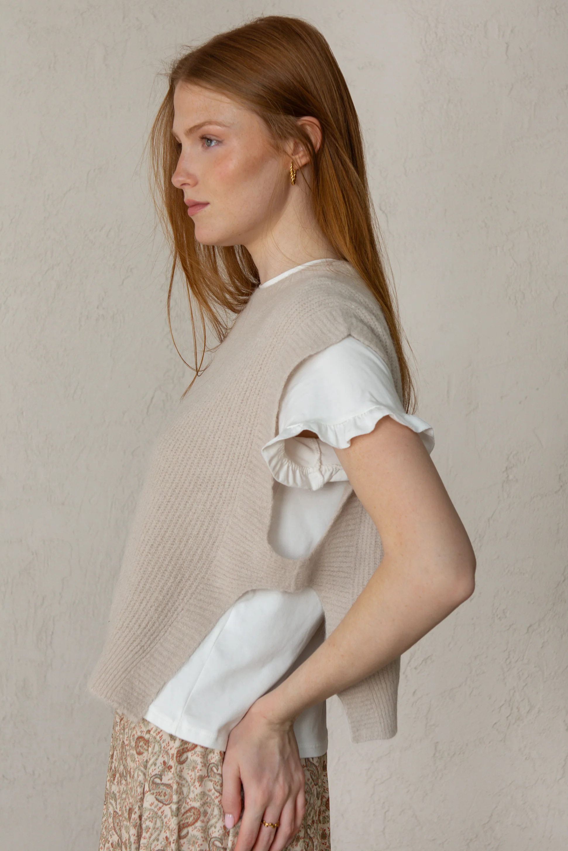 CHALECO ELI // BEIGE // ON DEMAND - Image 3