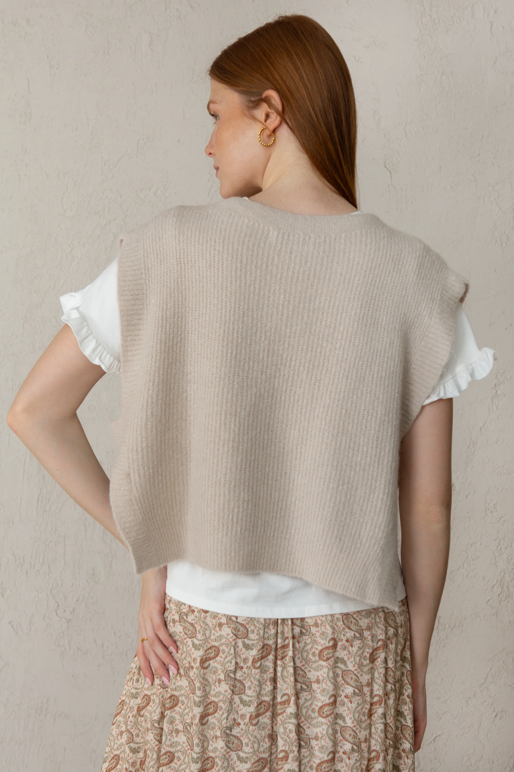 CHALECO ELI // BEIGE // ON DEMAND - Image 4