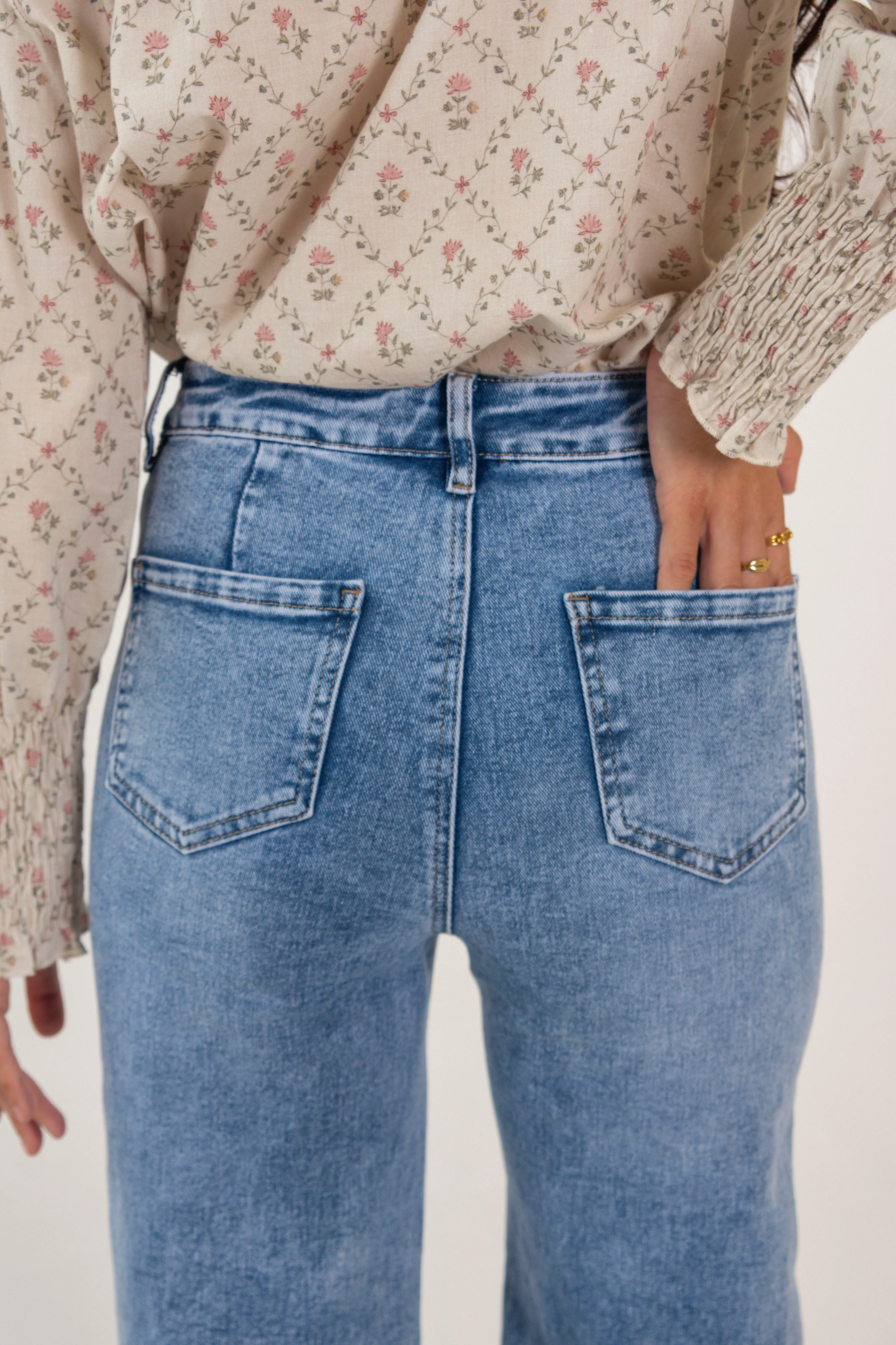 JEANS CLAUDIA // DENIM MEDIO - Image 7
